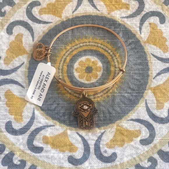 Brand new hand of Fatima Alex & ani bronze bangle - Picture 2 of 2